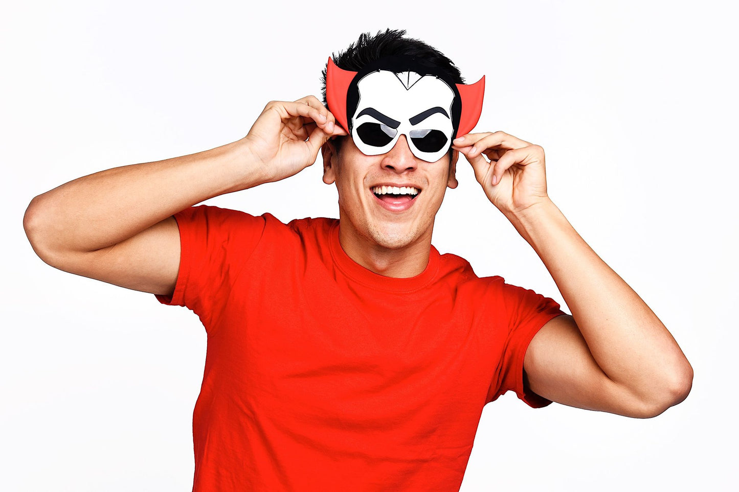 Dracula Sun-Staches®